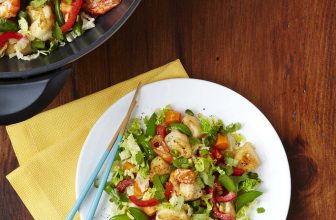 자동회전냄비 추천 - 볶음 요리 이미지